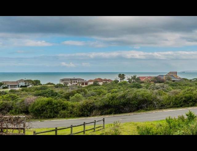 LAND FOR SALE IN OUTENIQUA STRAND